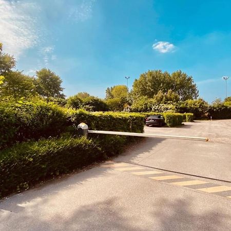 6-Person Apartment With Swimming Pool Tennis Court And Free Parking 25 Le Touquet Exterior foto