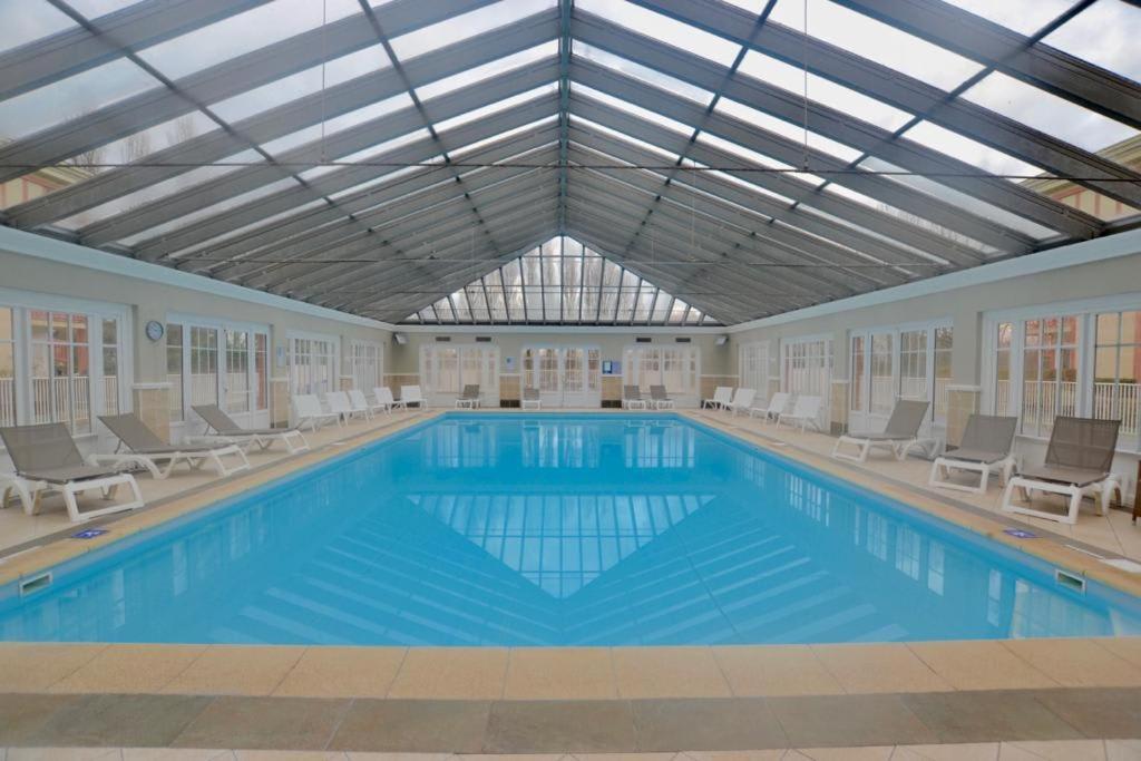 6-Person Apartment With Swimming Pool Tennis Court And Free Parking 25 Le Touquet Exterior foto