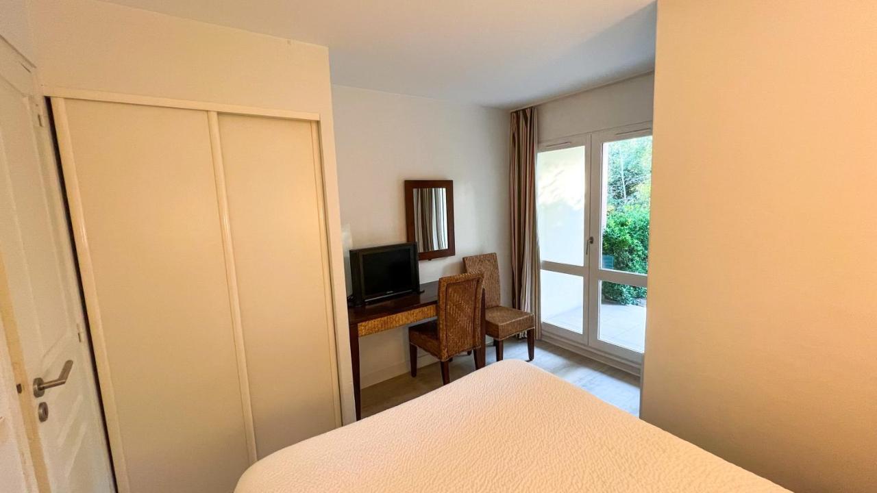 6-Person Apartment With Swimming Pool Tennis Court And Free Parking 25 Le Touquet Exterior foto
