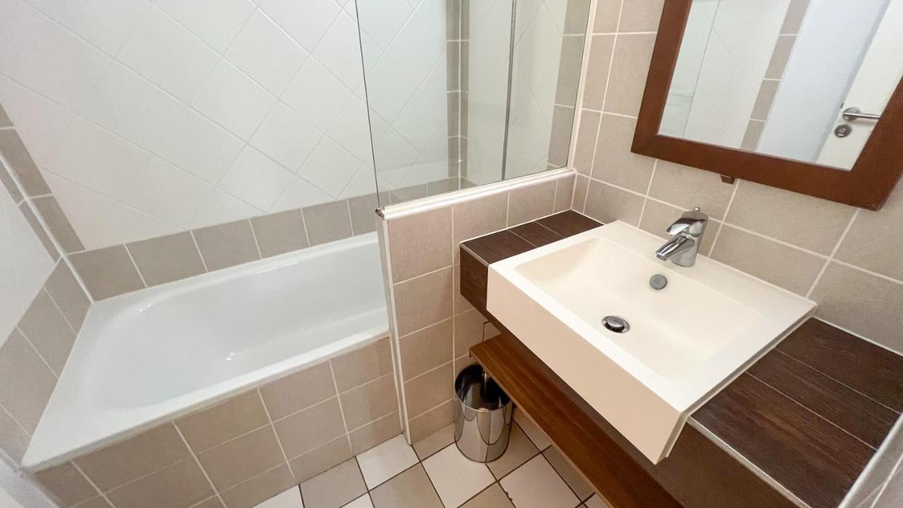 6-Person Apartment With Swimming Pool Tennis Court And Free Parking 25 Le Touquet Exterior foto