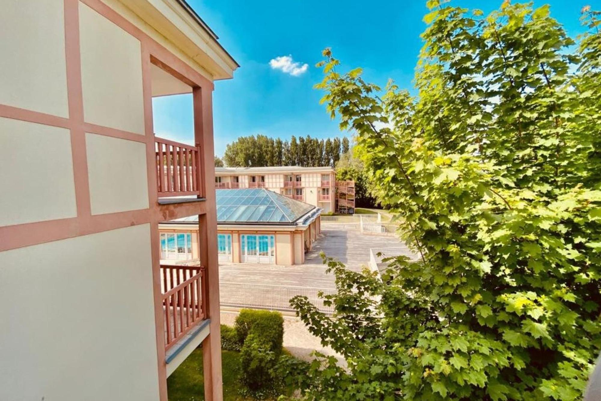 6-Person Apartment With Swimming Pool Tennis Court And Free Parking 25 Le Touquet Exterior foto
